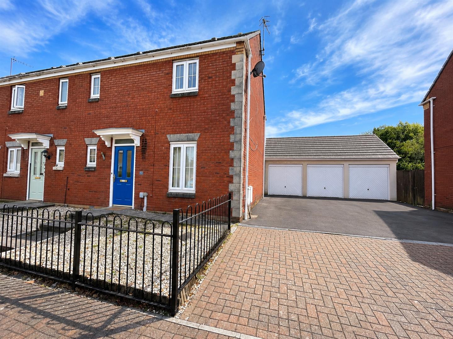 Six Mills Avenue, Gorseinon, Swansea, SA4 4QD